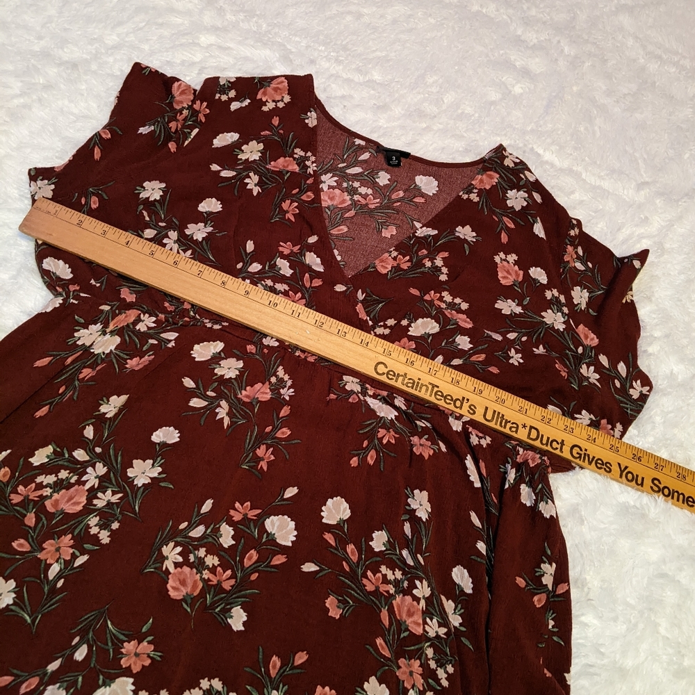 Torrid floral blouse - Picture 2 of 13